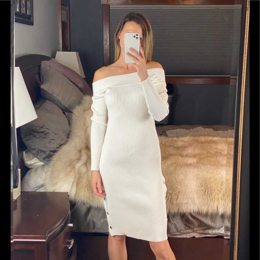 C/MEO COLLECTIVE Off-The-Shoulder MIDI Dress with Long Sleeves, Size Small